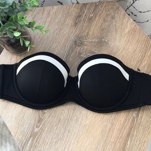 Victoria Secret Bikini Top (NWOT)